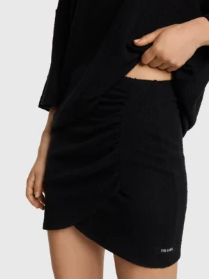 24457_m-2508268413-999-02 (1)