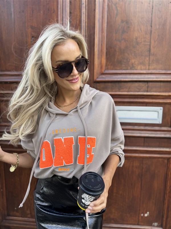 Hoodie One Fluo Letters