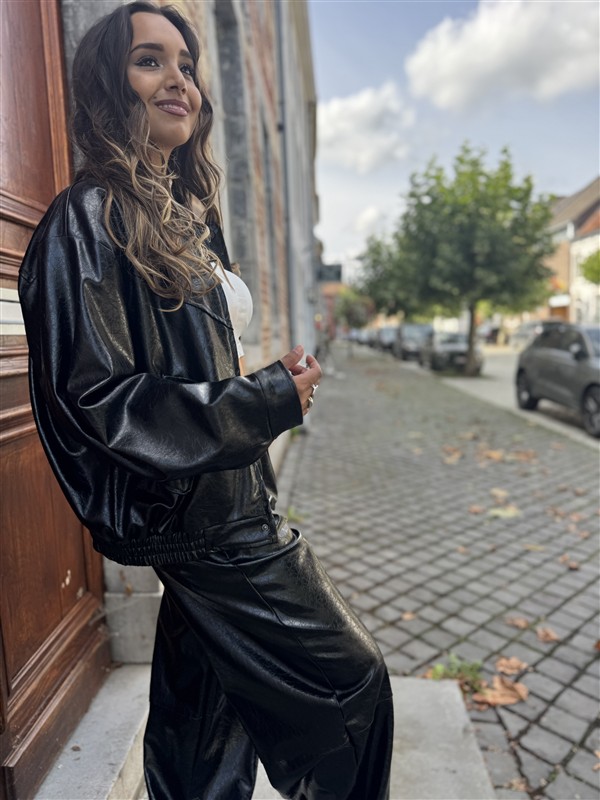 Leatherlook Vest Zwart Ld3346