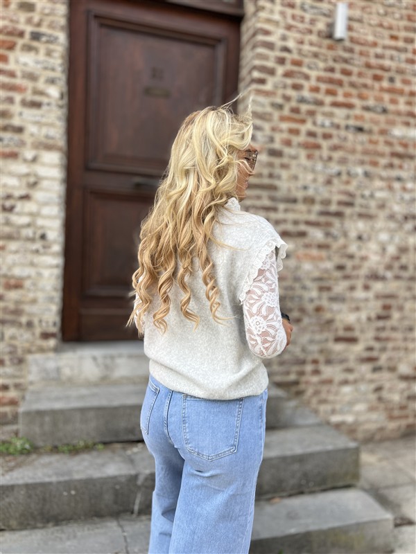 Knit Gilet Yp1700 Lace Boord + Knoopjes