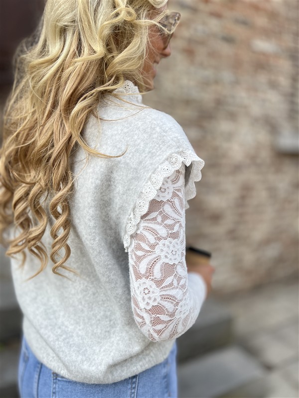 Knit Gilet Yp1700 Lace Boord + Knoopjes