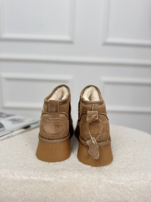 Lederen Ug Ls-780 Platform Camel