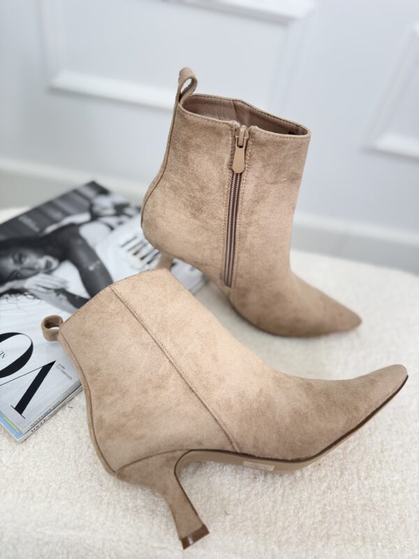 Kitten Heels 00-017 Beige