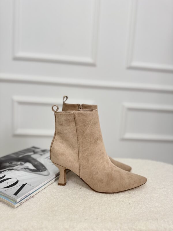 Kitten Heels 00-017 Beige