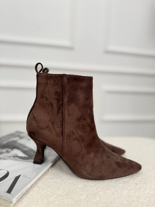 Kitten Heels 00-017 Bruin