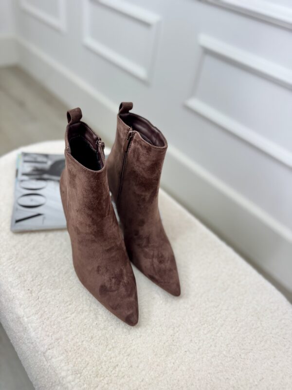 Kitten Heels 00-017 Bruin