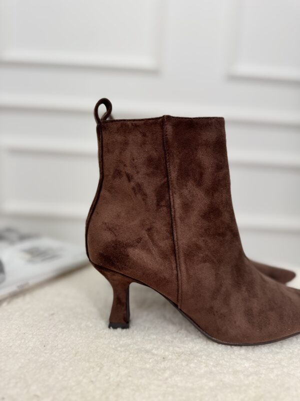 Kitten Heels 00-017 Bruin