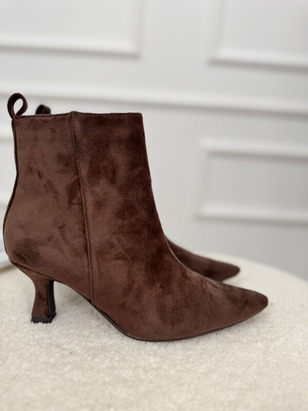 Kitten Heels 00-017 Bruin