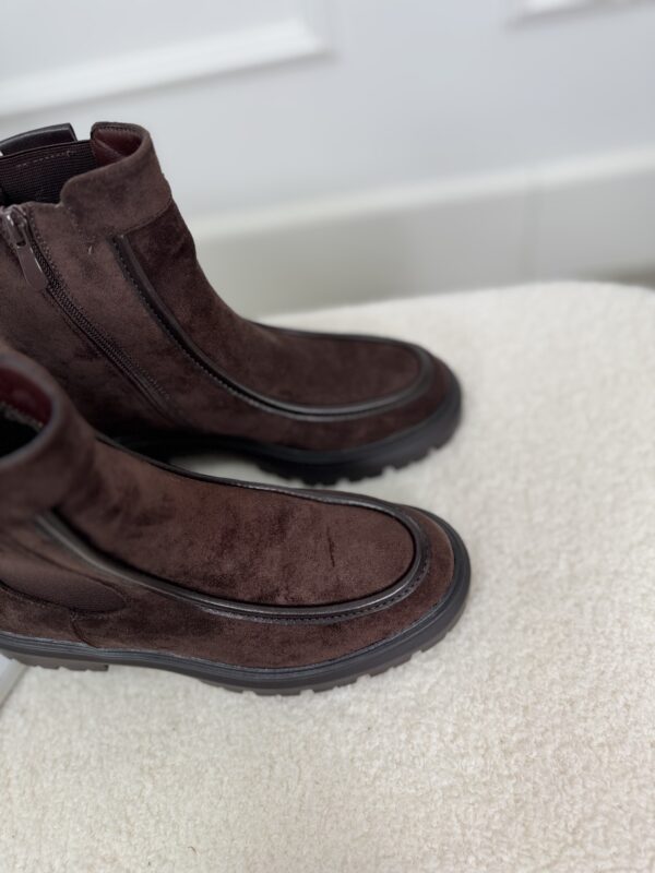 Laarsje A-965 Afgeboord Bruin