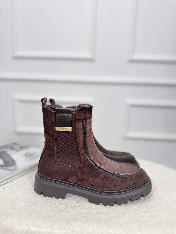 Laarsje A-965 Afgeboord Bruin