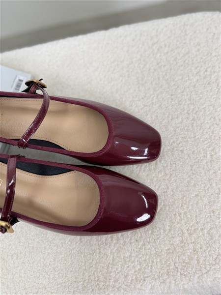 Lak Ballerina 68-383 Met Bandje Bordeaux