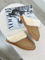 Slip On Ugg 5851