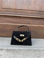 Inspired H-Bag Echt Suede Flap Zwart