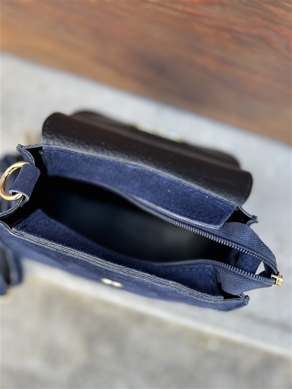 Suede Tasje Inspired Cd Halfrond Blauw