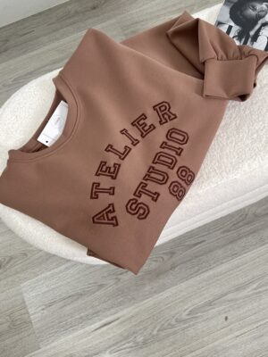 Sweater Atelier Studio Camel