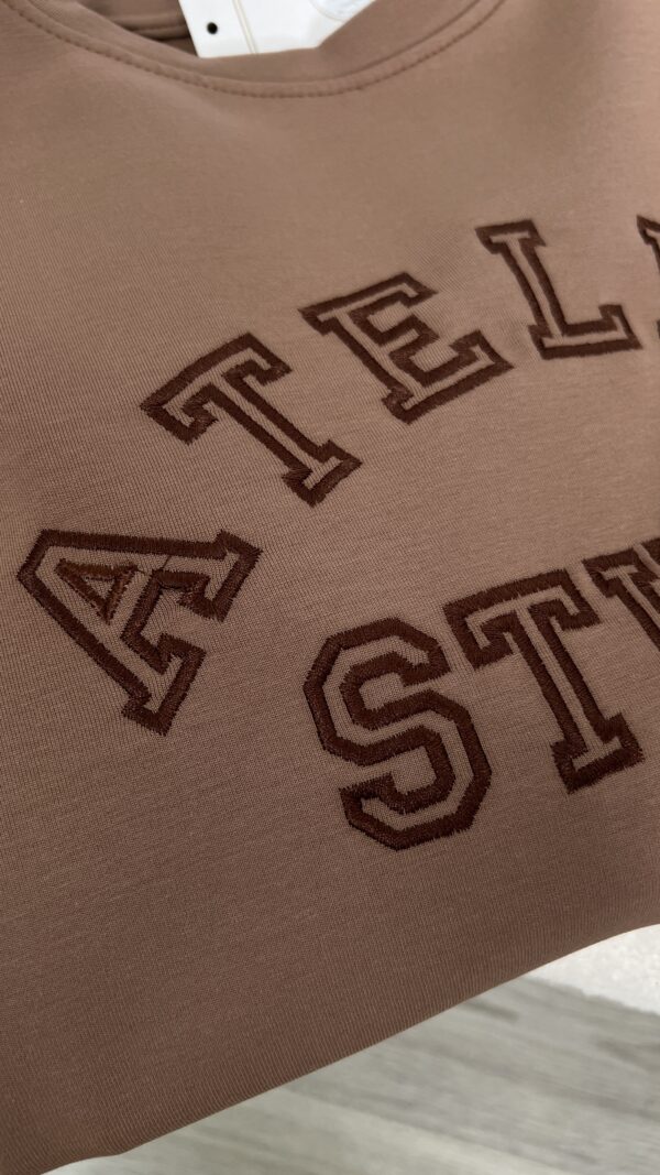 Sweater Atelier Studio Camel