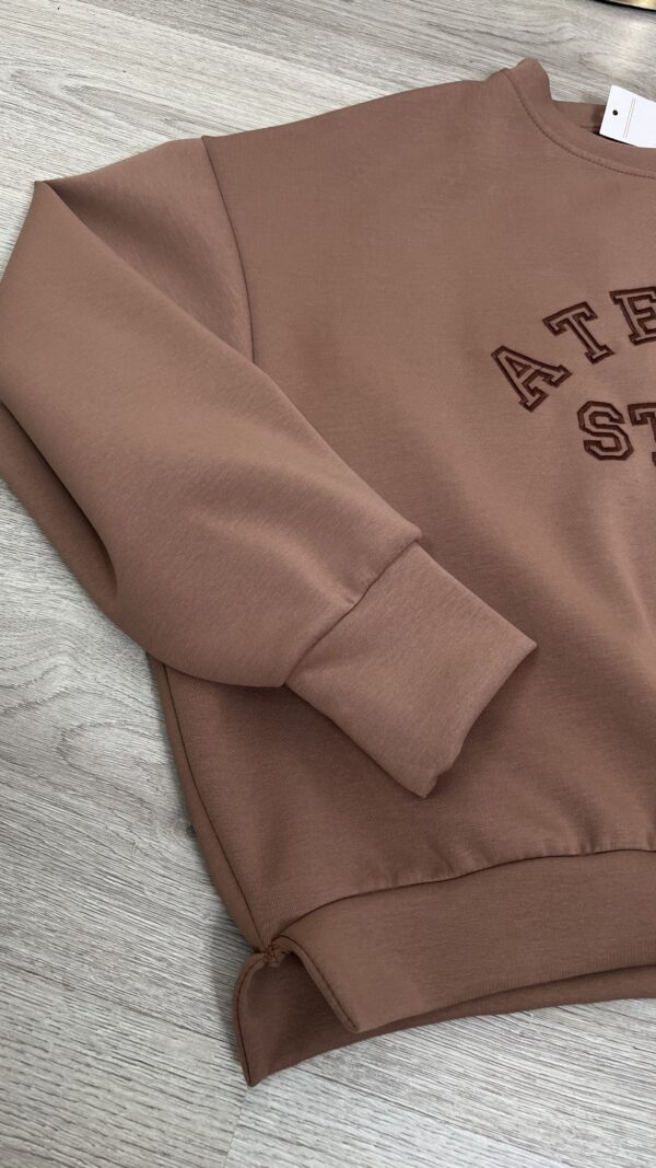 Sweater Atelier Studio Camel