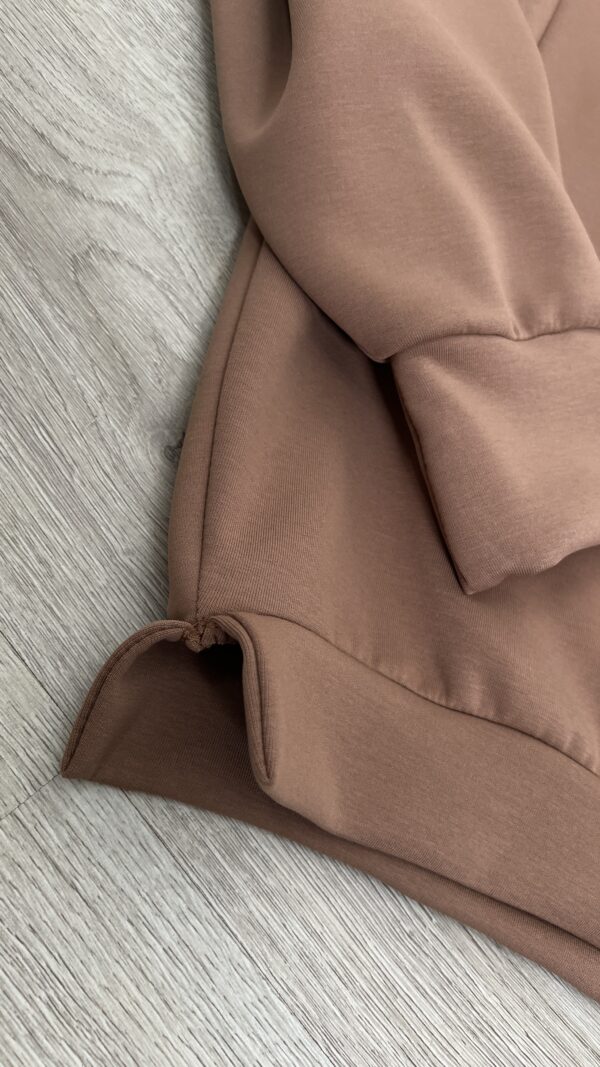 Sweater Atelier Studio Camel