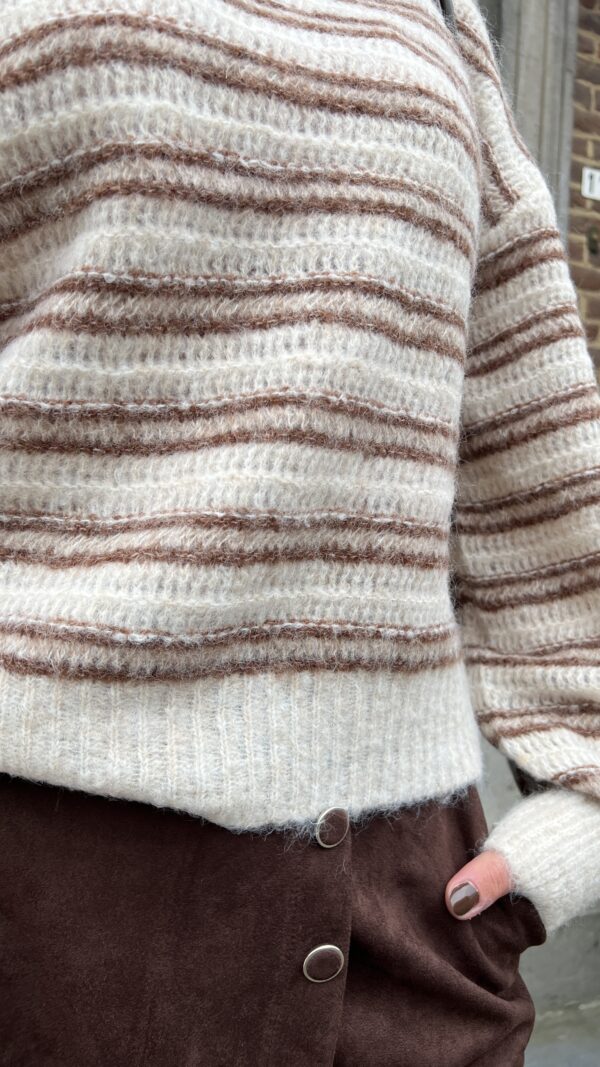 Trui Yp1821 Stripes Beige