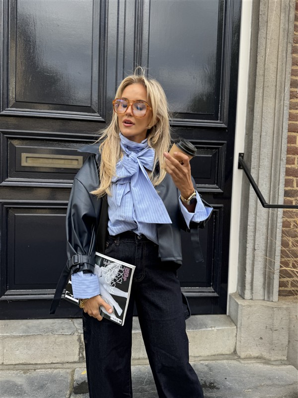 Lederl Blouse Riempje Mouw Marine 4572