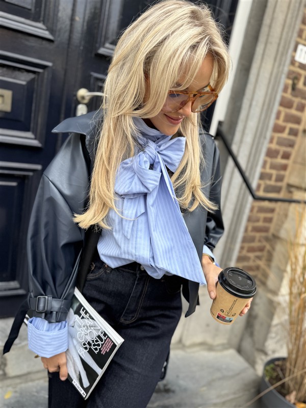 Lederl Blouse Riempje Mouw Marine 4572