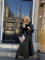 Lederl Blouse Riempje Mouw Zwart 4572