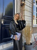 Lederl Blouse Riempje Mouw Zwart 4572