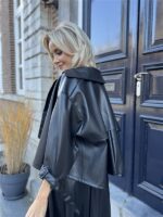 Lederl Blouse Riempje Mouw Zwart 4572