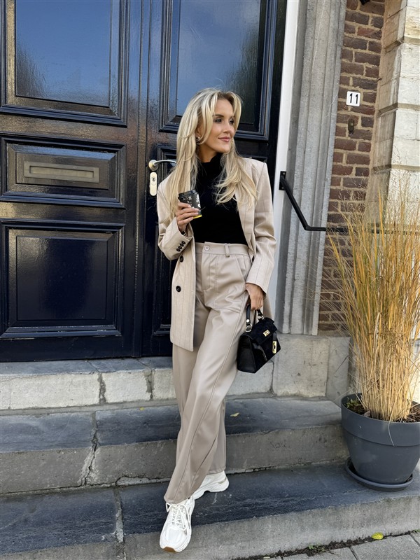 Barrelfit Lederlook Broek Taupe 7222-P8