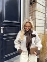 Knit V-Hals 80% Kidmohair 3011