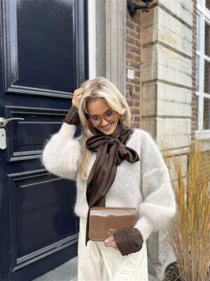 Knit V-Hals 80% Kidmohair 3011