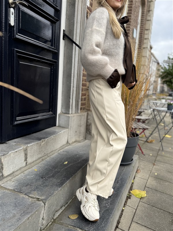 Barrelfit Lederlook Broek Ecru 7222-P8