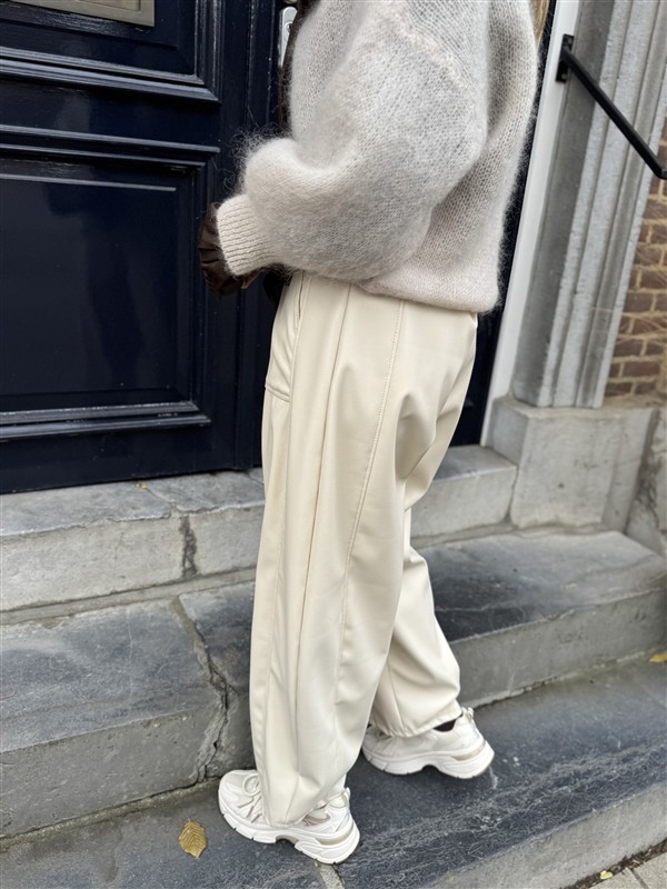 Barrelfit Lederlook Broek Ecru 7222-P8