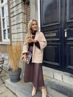 Suedine Vest Open Met Zakken Beige 23154