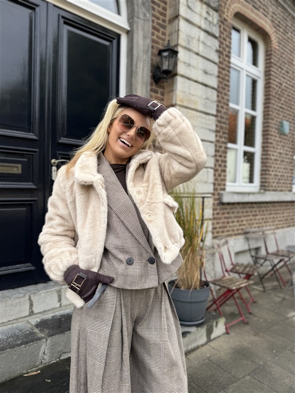 Faux Fur F25503 Beige