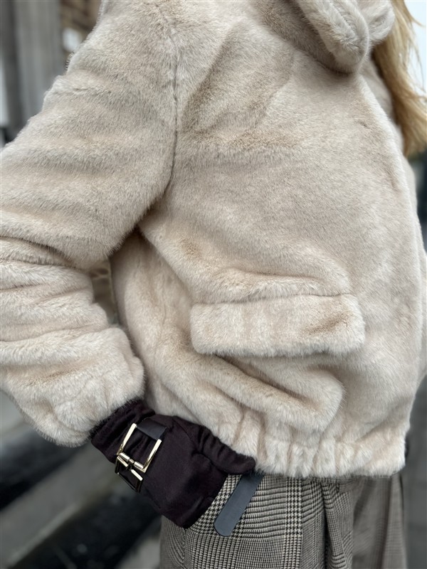 Faux Fur F25503 Beige