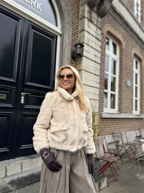 Faux Fur F25503 Beige