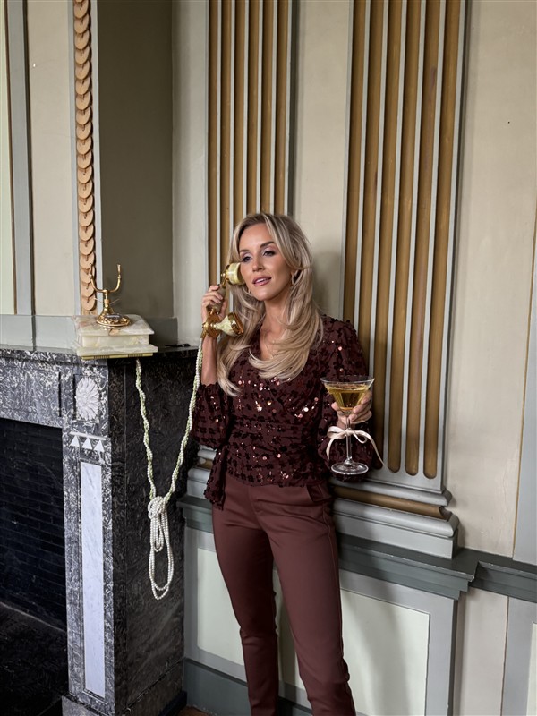 Top 8866-3 Flower Paillet Bruin