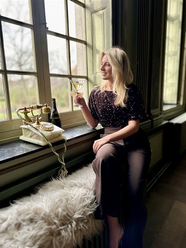 Body 077 Paillet K.mouw Bruin