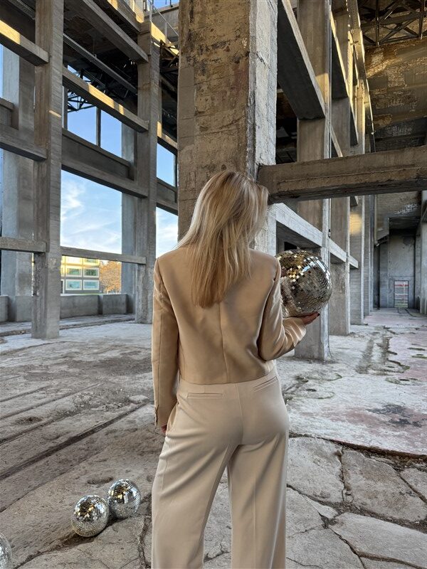 Josh V Blazer Silke Bow