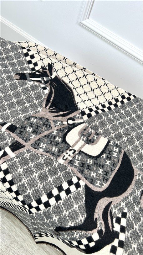 H-Sjaal Small Logo All Over Zwart