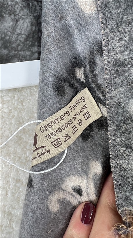 Anagram Sjaal Celine Grijs