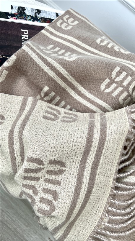 Sjaal Miu Allover Beige