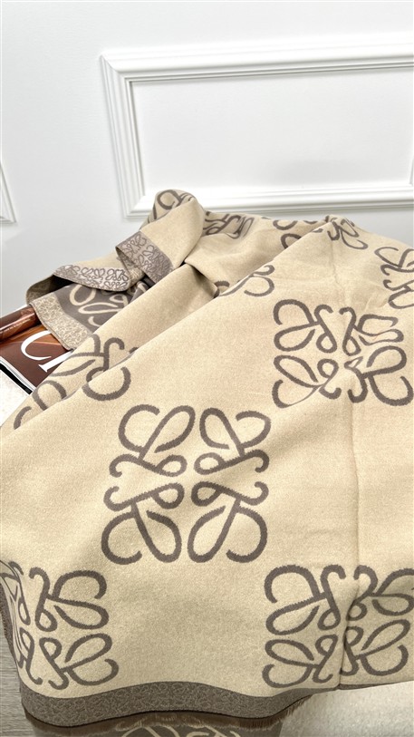 Anagram Sjaal Loew Taupe