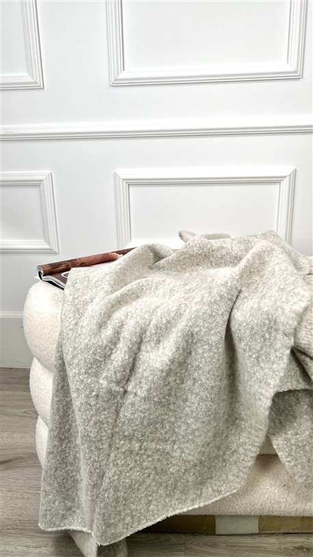 Basic Sjaal Uitlopende Punt Ecru