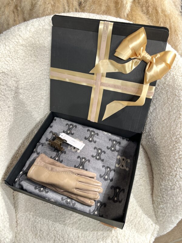 Giftbox 21 Grey & Gold Luxe