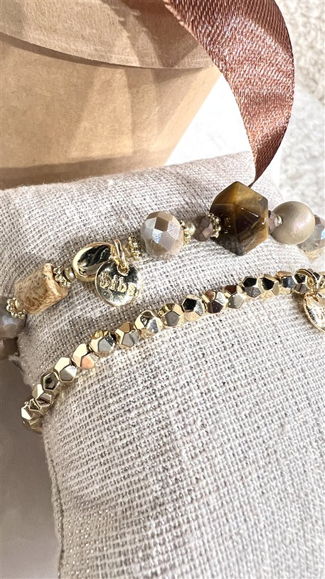 Jewelbox 7 Golden Earth