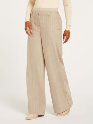 nina_warm-grey_jv-2408-0602-213_fall-24-drop-2_bm_103