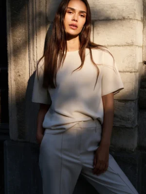 Knit 01-109097-601 Ribbed Neck