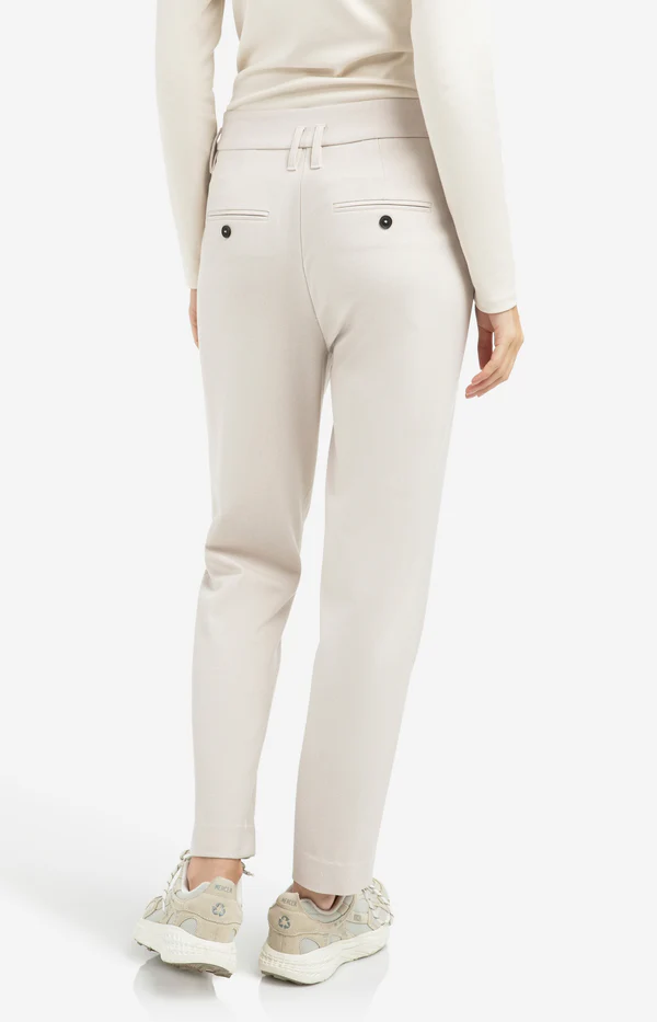 Trousers 01-301239-601 Waistband Detail